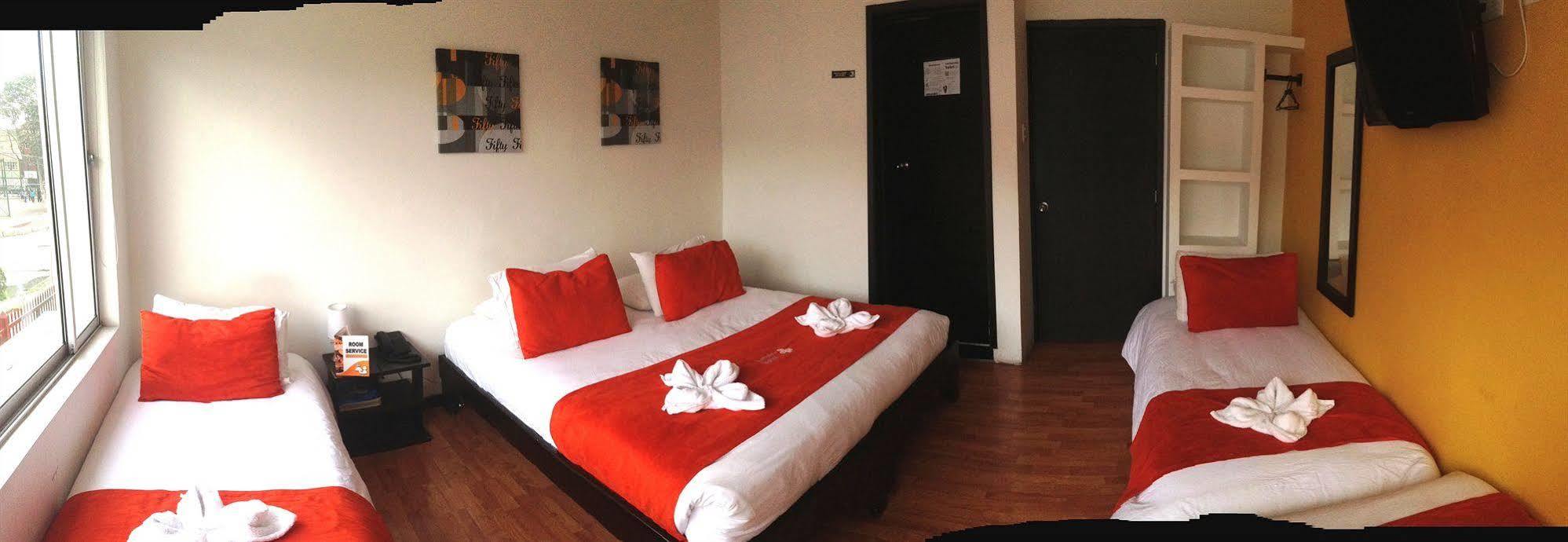 Borboleta Hotel ボゴタ エクステリア 写真