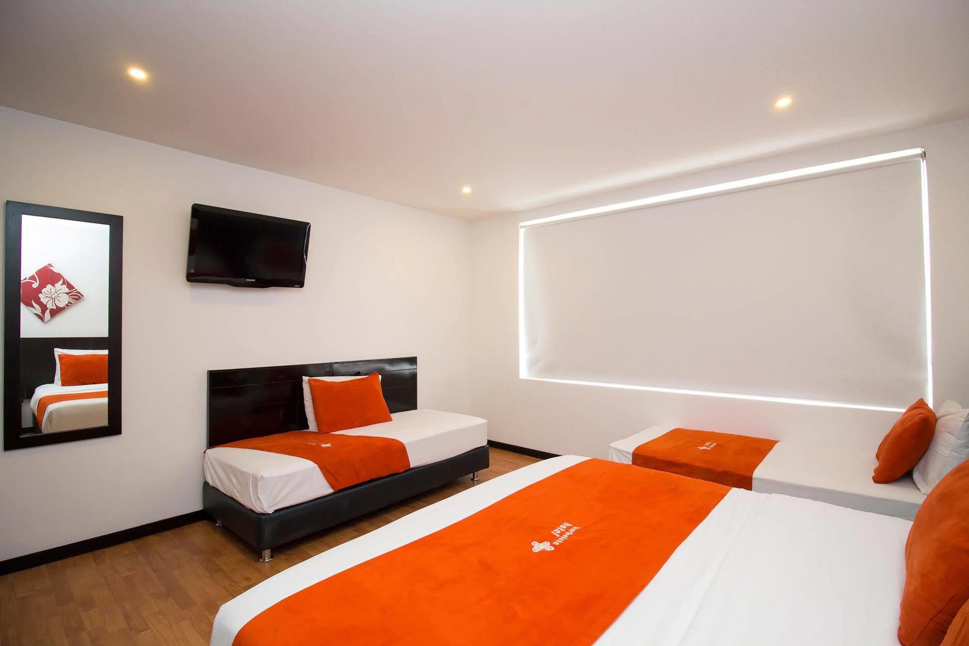 Borboleta Hotel ボゴタ エクステリア 写真